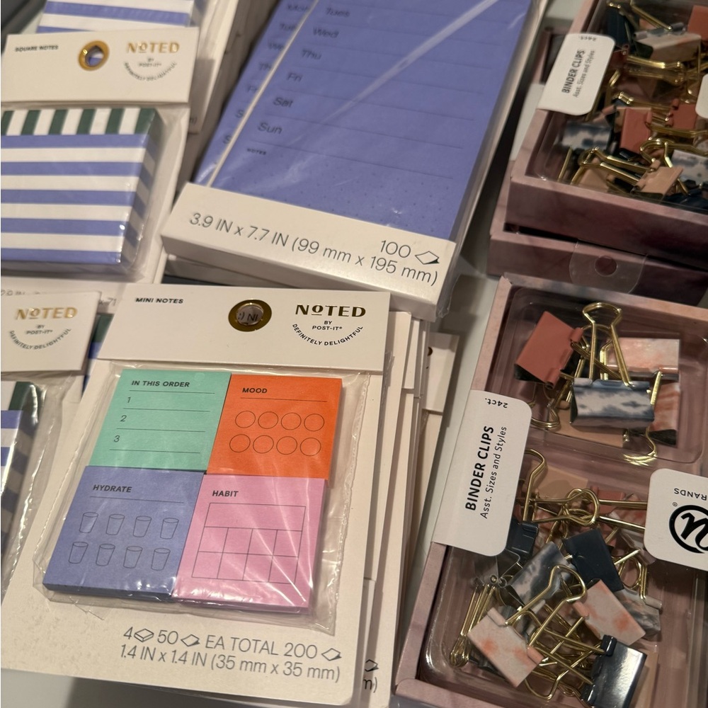 Binder Clips and Sticky Notes Set - Multicolor